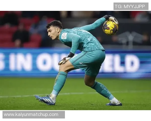 诺维奇降级危机加剧官方宣布解雇主教练利亚姆曼宁