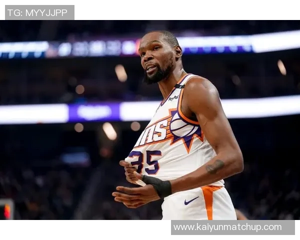 杜兰特称赞球队全场仅失误9次强调正确进攻选择的重要性